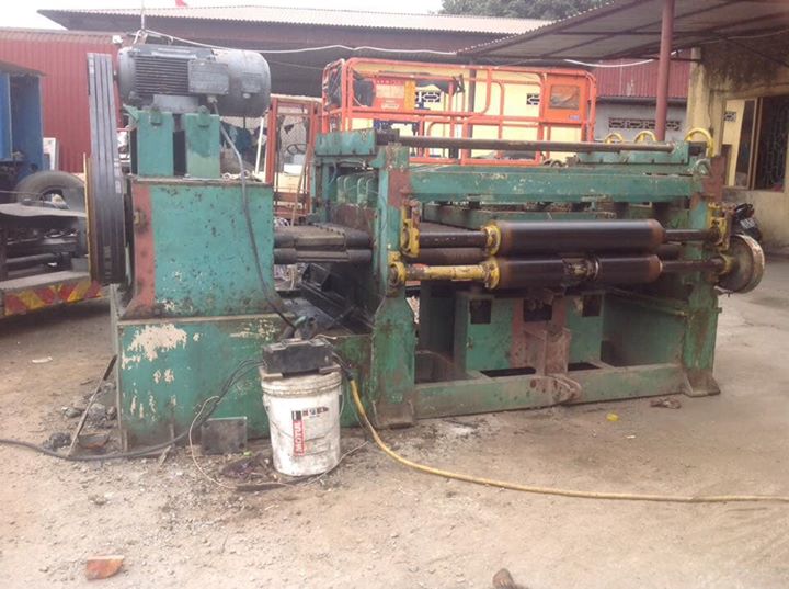Thanh lý  máy nắn inox 6ly x 1700 hàng đài Loan 