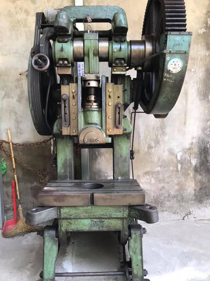 Máy dập cơ