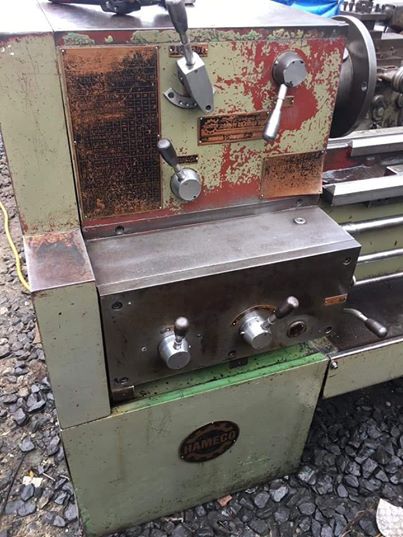 Máy tiện T18A