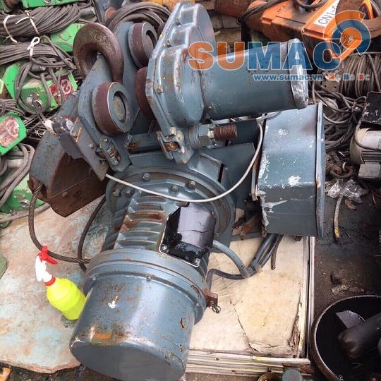Cẩu 3 tấn Hitachi Nhật bãi