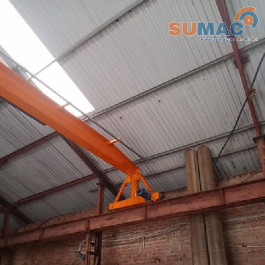 chân chạy cẩu trục