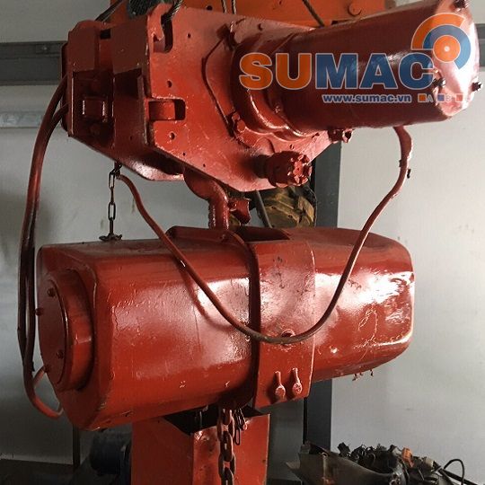 cẩu tời bãi