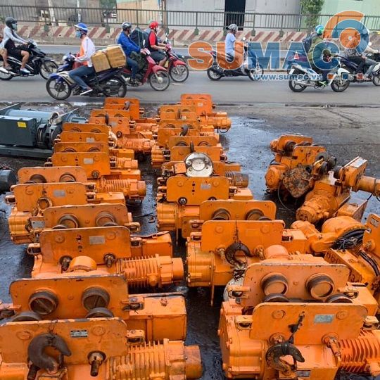 Kho cẩu trục bãi, cẩu Nhật bãi
