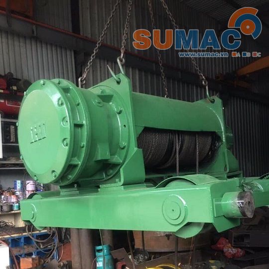 kho bãi cẩu trục 10 tấn - Cẩu Nhật