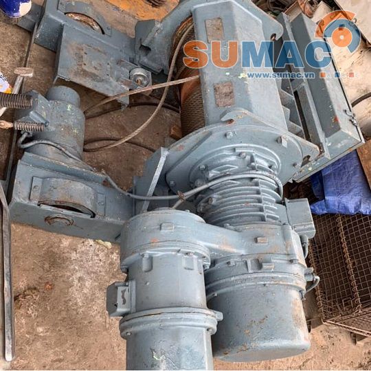 Cẩu Hitachi 5 tấn 2 tốc độ