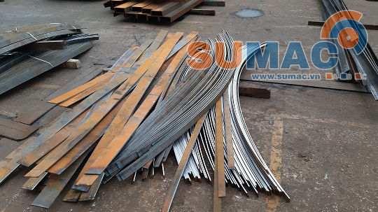 Máy nắn thẳng tôn
