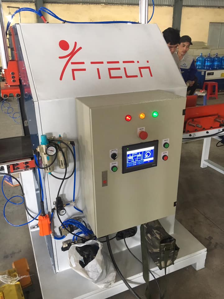 máy quốn giấy bóng tự động