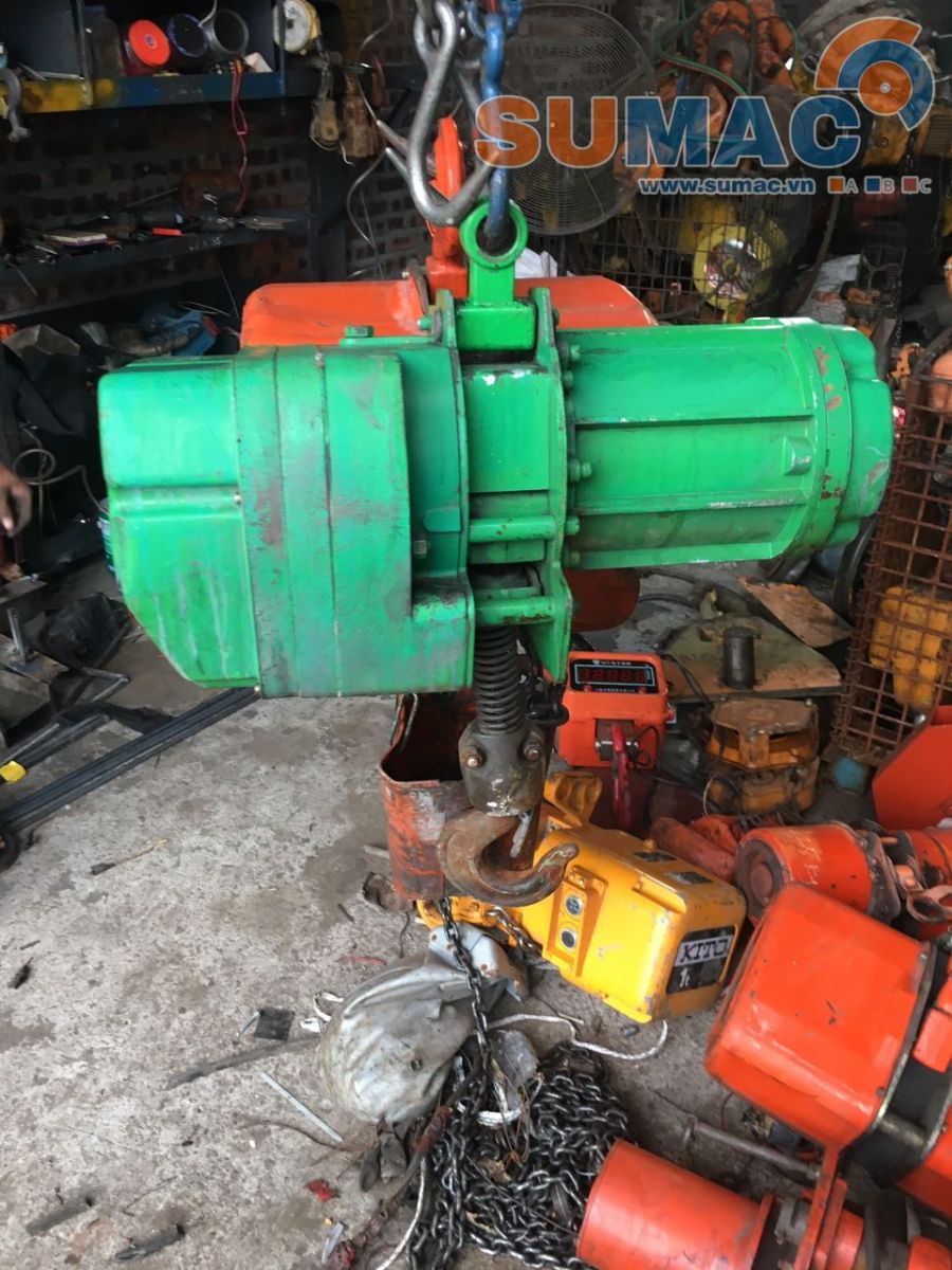 Cẩu xích Nhật
