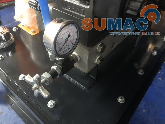 đồng hồ đo áp thủy lực