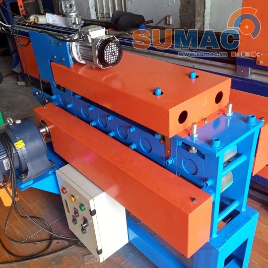 Máy nắn thẳng lập là