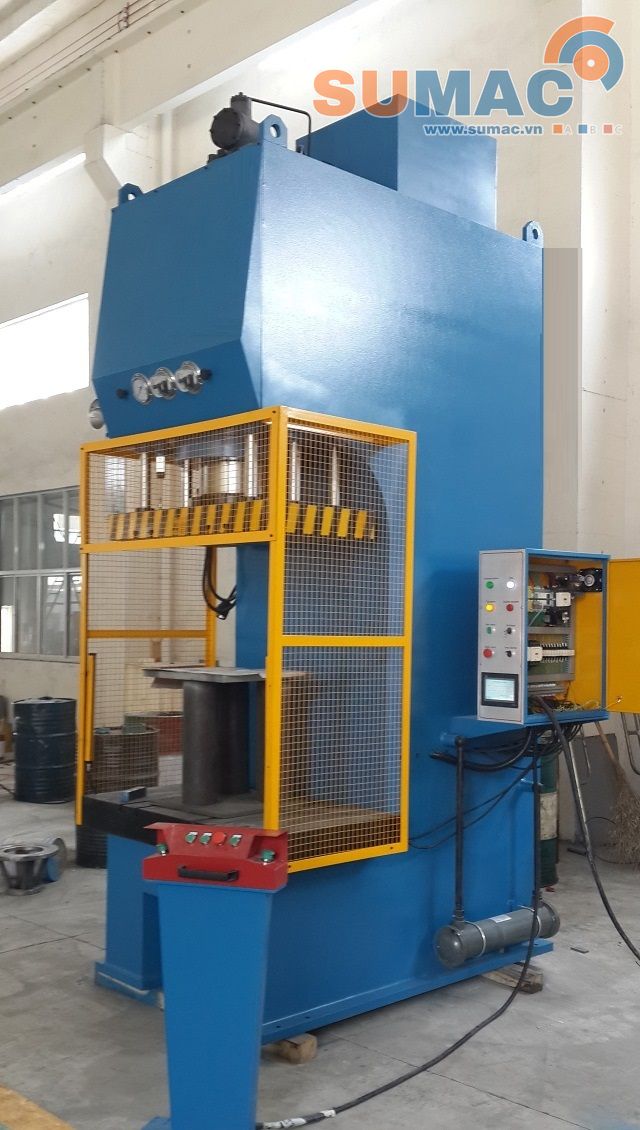 Máy ép thủy lực chữ C