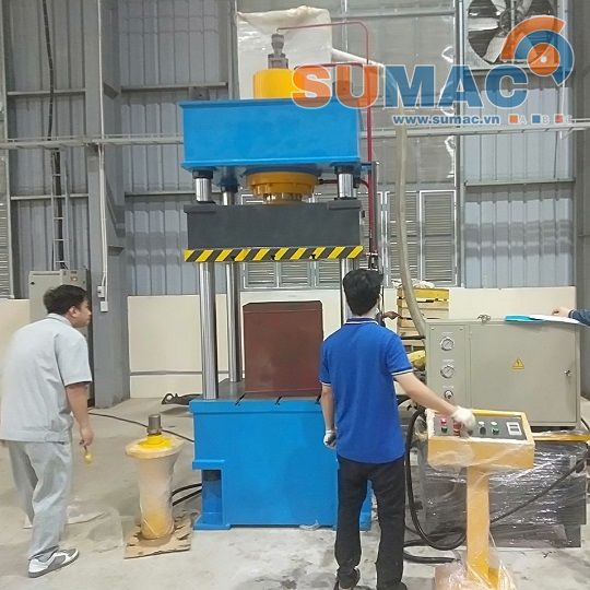 Máy ép thủy lực 4 trụ 150T