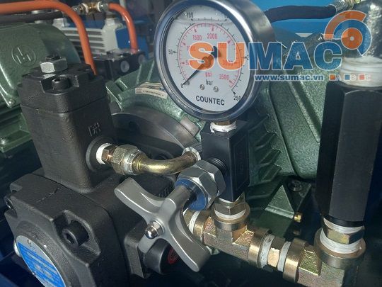 động cơ lắp liền bơm thủy lực