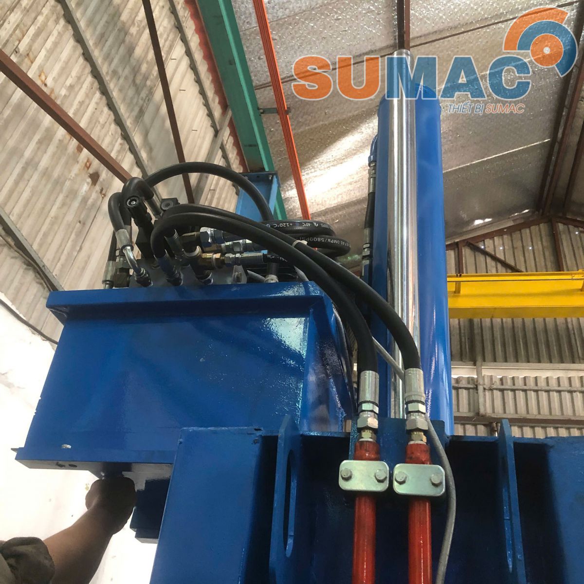 bo nguon thuy luc lap dat may ep kien thuy luc