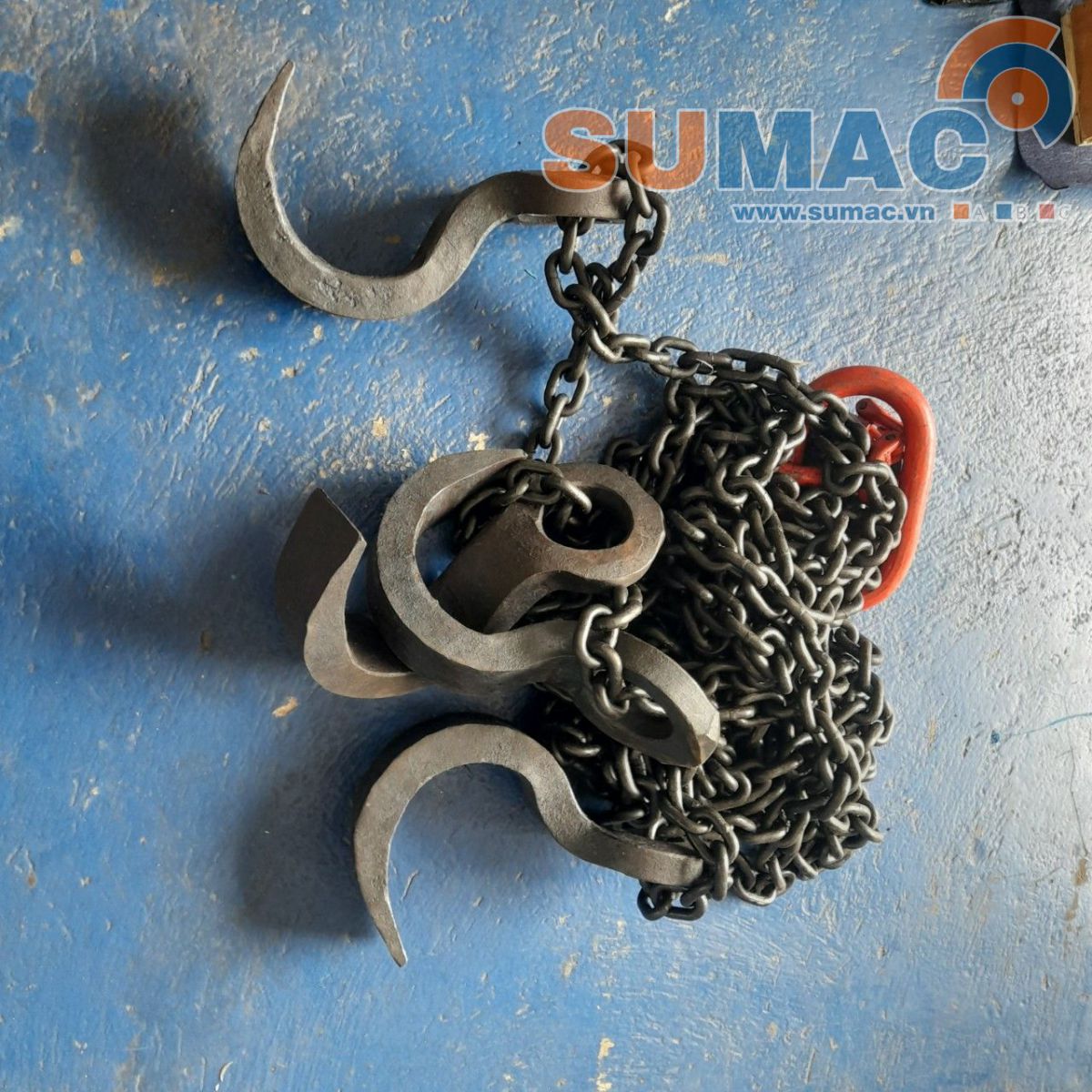 ngáo cẩu tôn thép tấm
