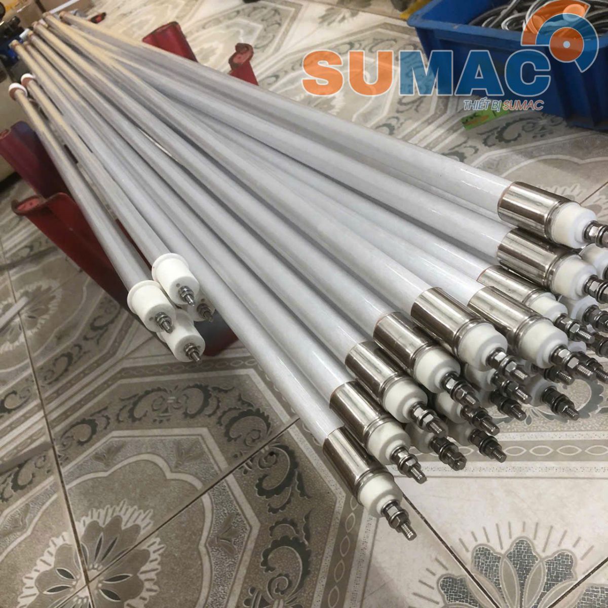 bong-say-nhiet-hai-dau-inox-dai-1300-mm-1000w-220v