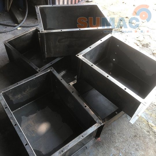 gia công thùng dầu thủy lực