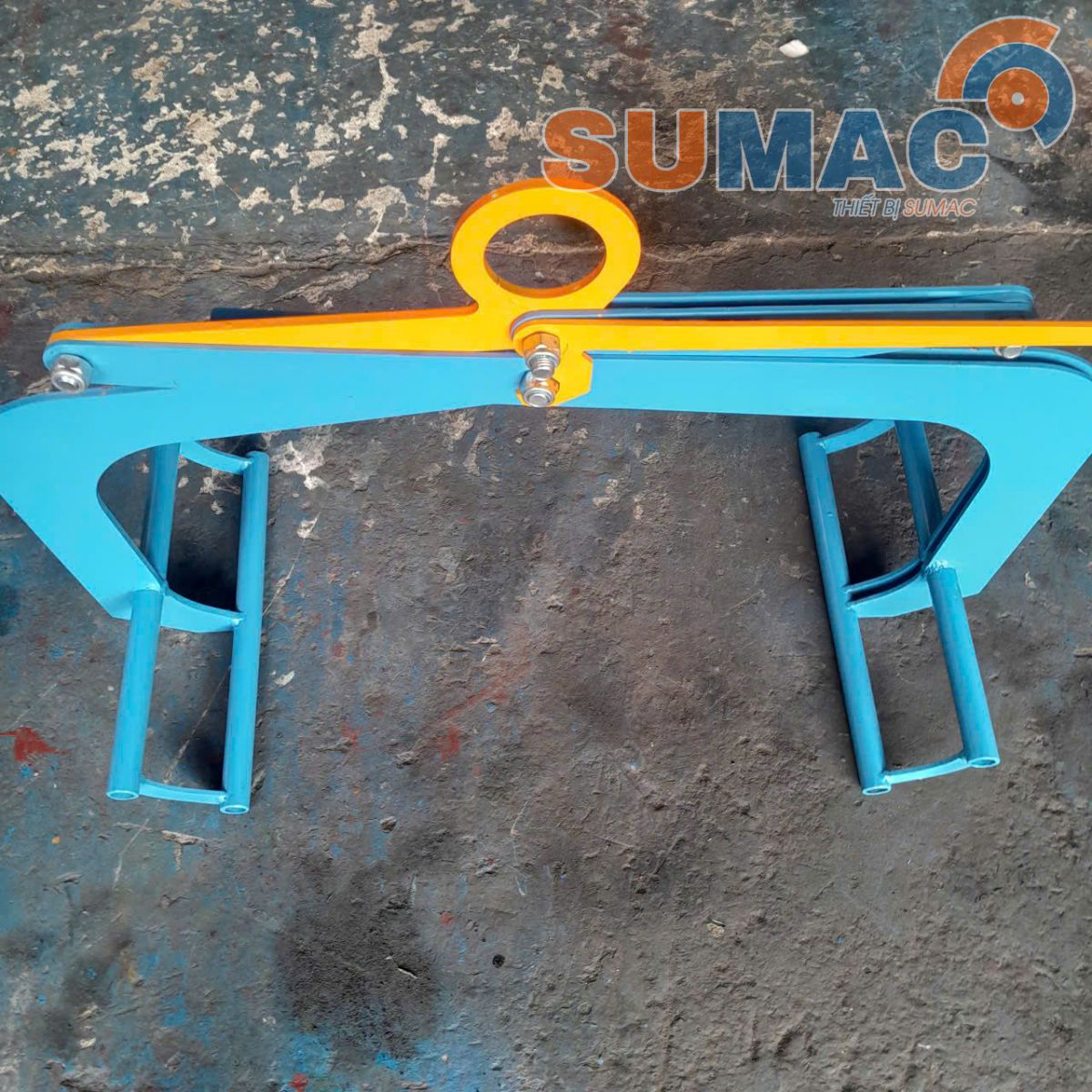 kẹp nâng hạ bao xi măng