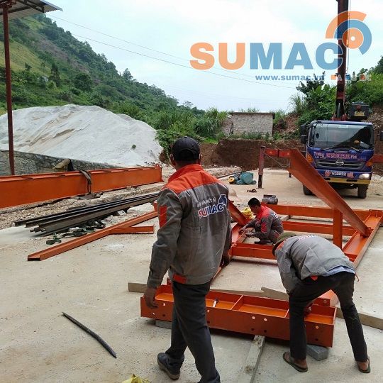 Chân cẩu trục chữ A