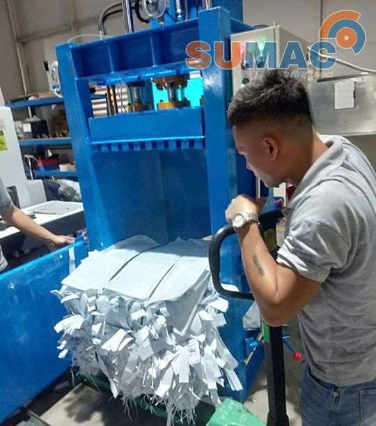 may ep giay thanh kien