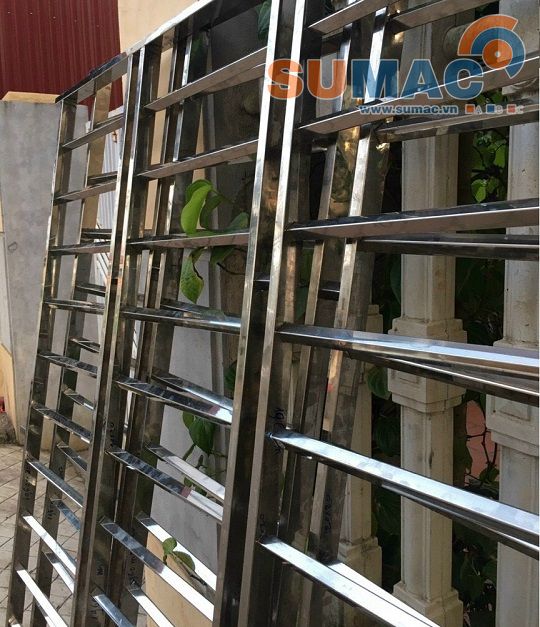 máy đột thủy lực hộp inox