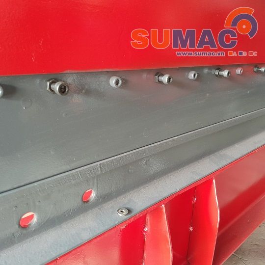 máy chấn phụ kiện