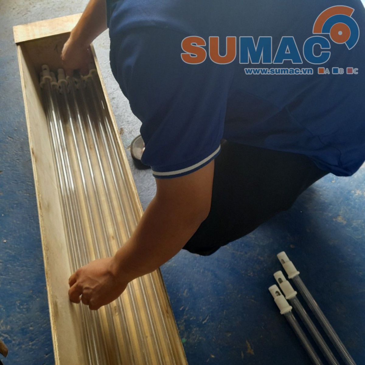 Bóng sấy Thạch Anh cho máy cán tôn xốp, tôn PU