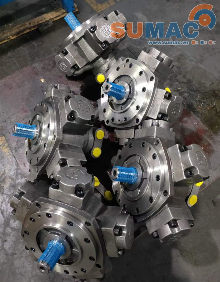 giá động cơ thủy lực sao