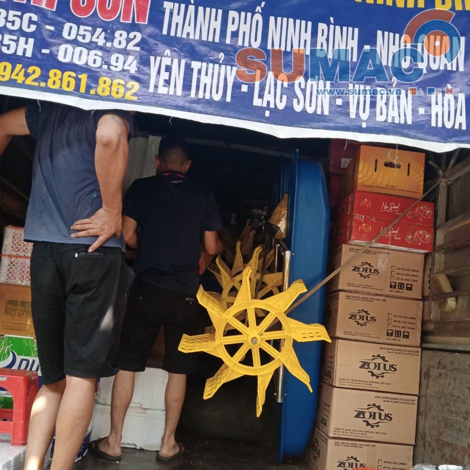quạt nước tạo oxy 6 cánh tại Hòa Bình