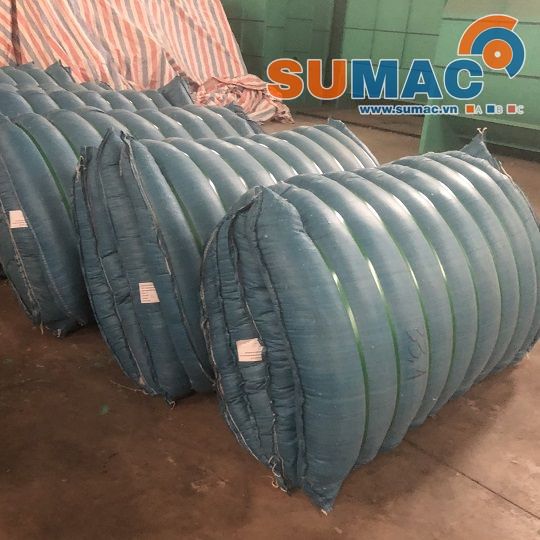 Kiện hàng sau ép