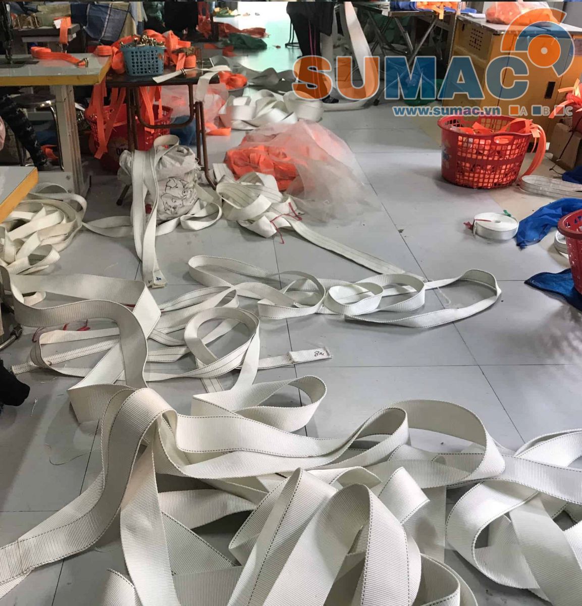 tổng kho cáp vải cẩu hàng