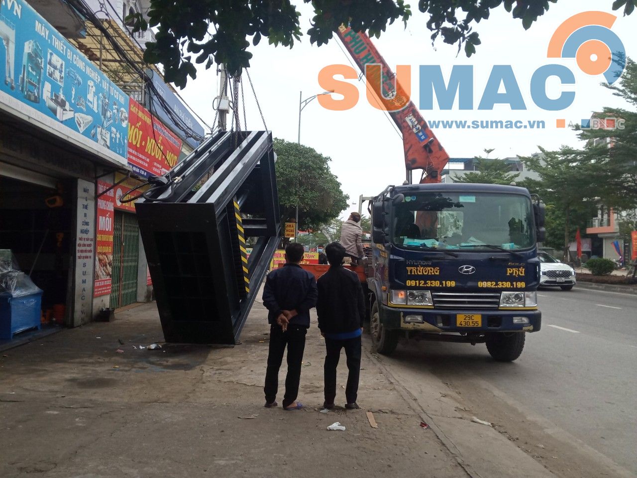Lắp đặt máy ép thủy lực 180 tấn