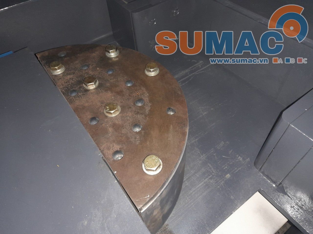khuôn ép máy thủy lực