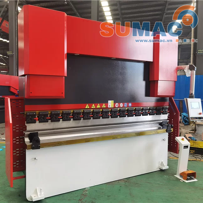 Máy chấn tôn 500 tấn CNC